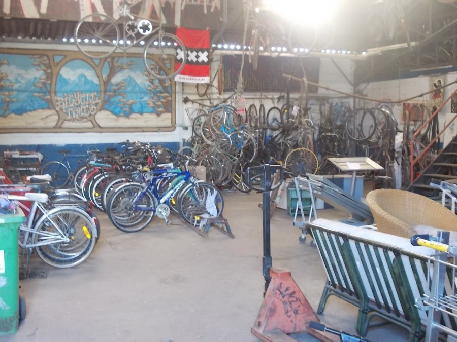 On est pas responsables de réparations faites a coté gauche !